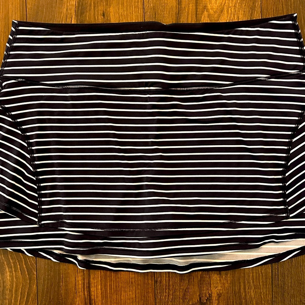 Women’s Athleta Skort